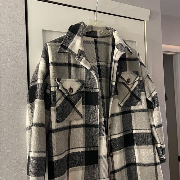 Black and White Plaid Long Coat - Picture 2 of 2